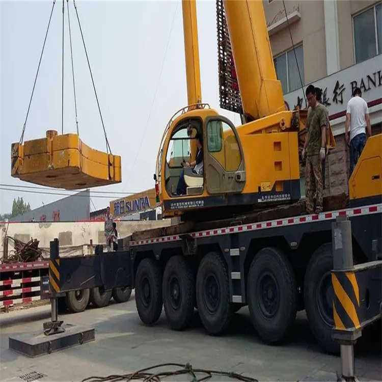 建邺附近吊车出租公司电话